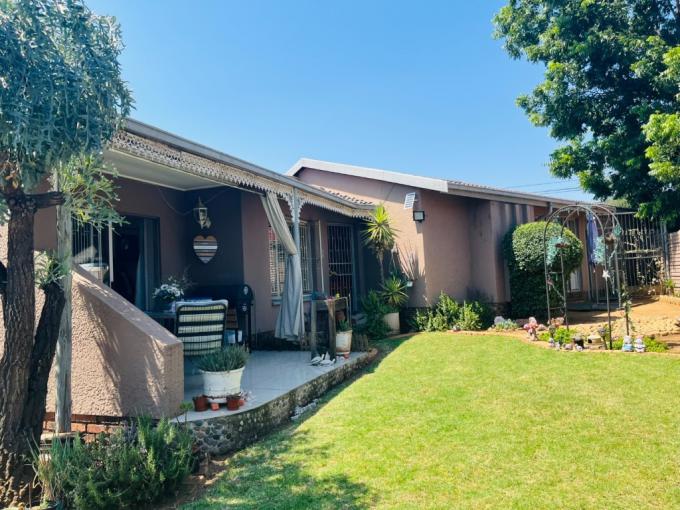 House for Sale For Sale in Elandspark - MR706336