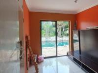  of property in Brackendowns