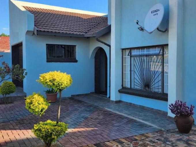 3 Bedroom House for Sale For Sale in Westenburg - MR706354