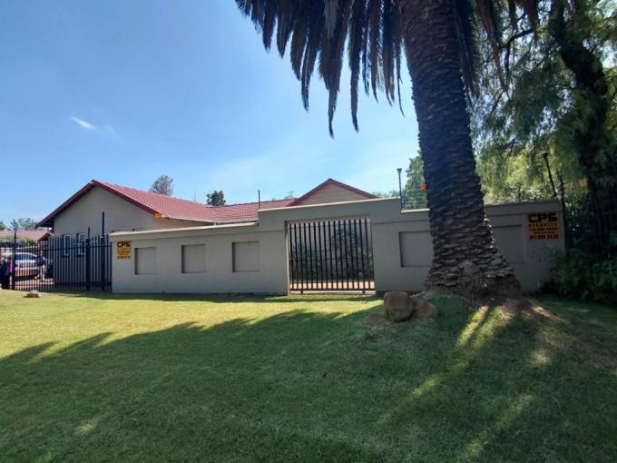 3 Bedroom House for Sale For Sale in Brackenhurst - MR706358