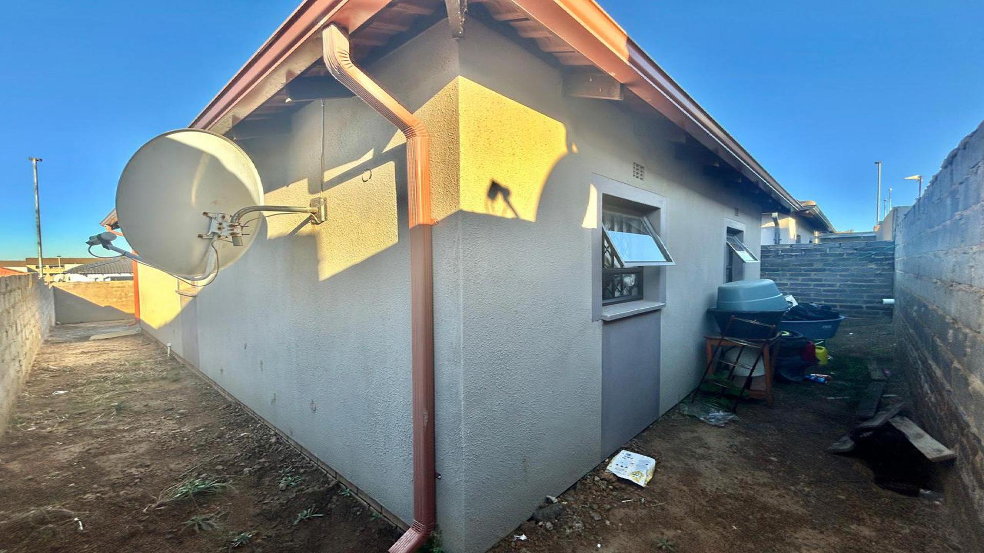 Backyard of property in Clayville