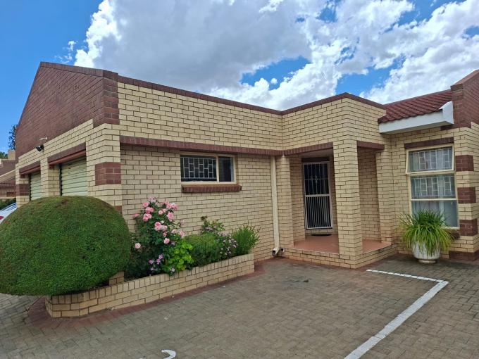 3 Bedroom Sectional Title for Sale For Sale in Pentagon Park  - MR706370