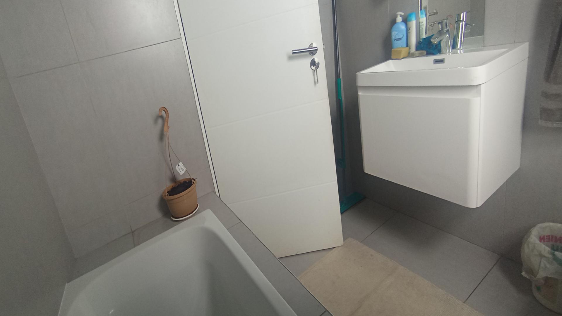 Bathroom 1 - 5 square meters of property in Equestria