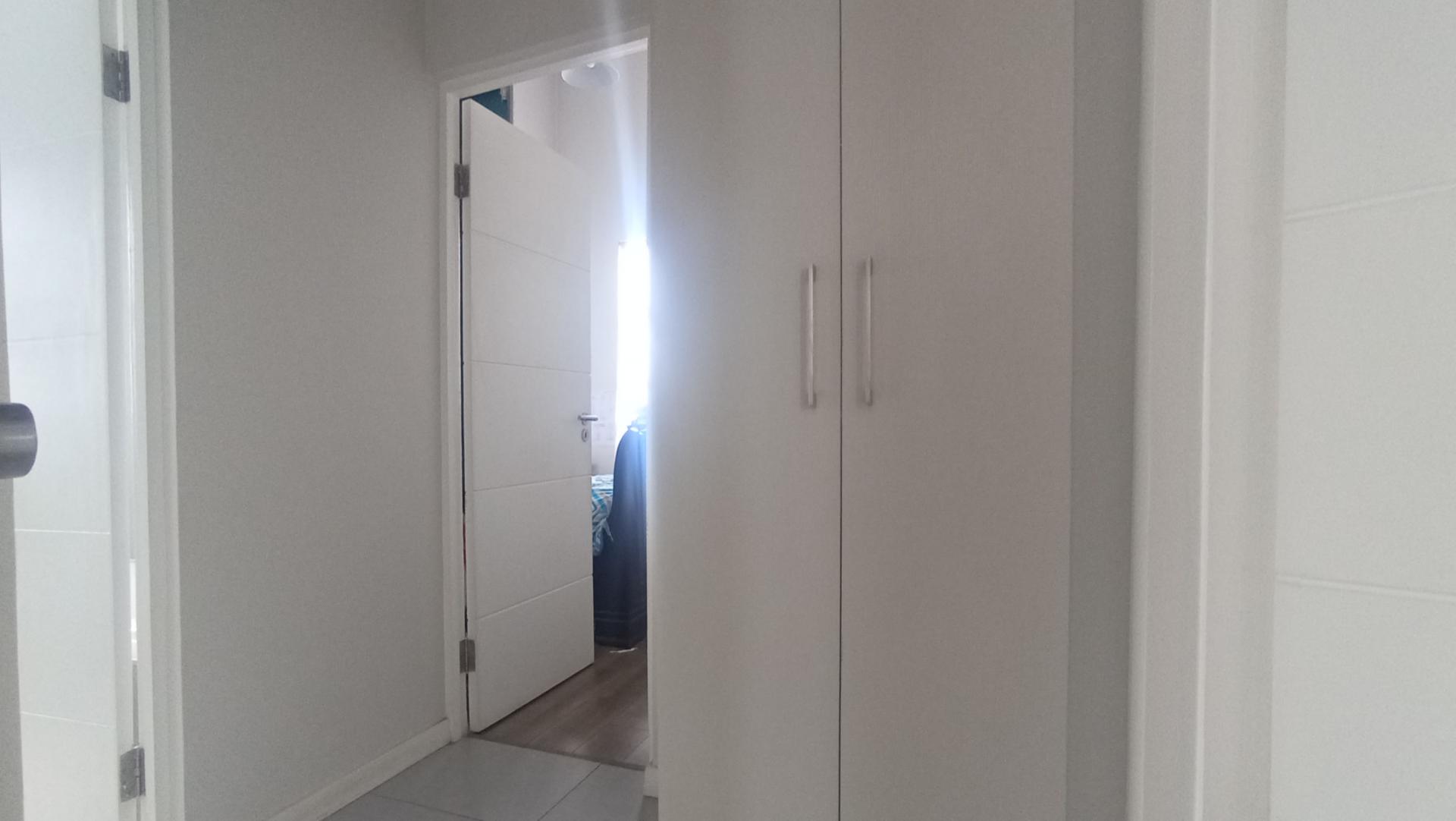 Spaces - 18 square meters of property in Equestria