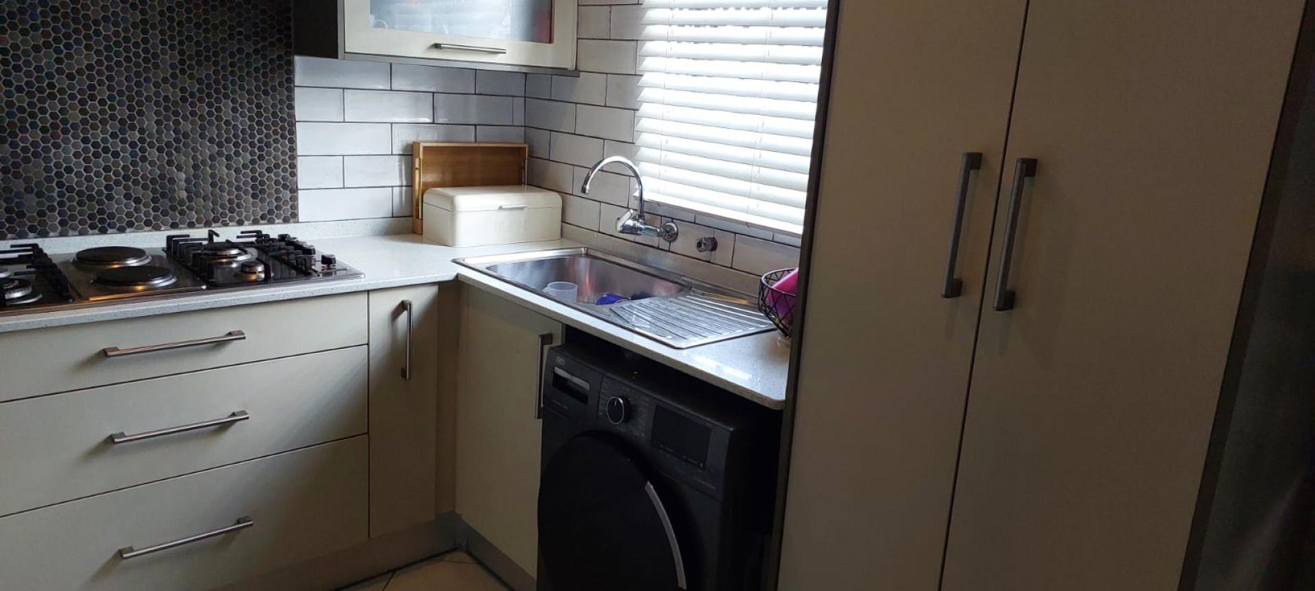  of property in Rosslyn