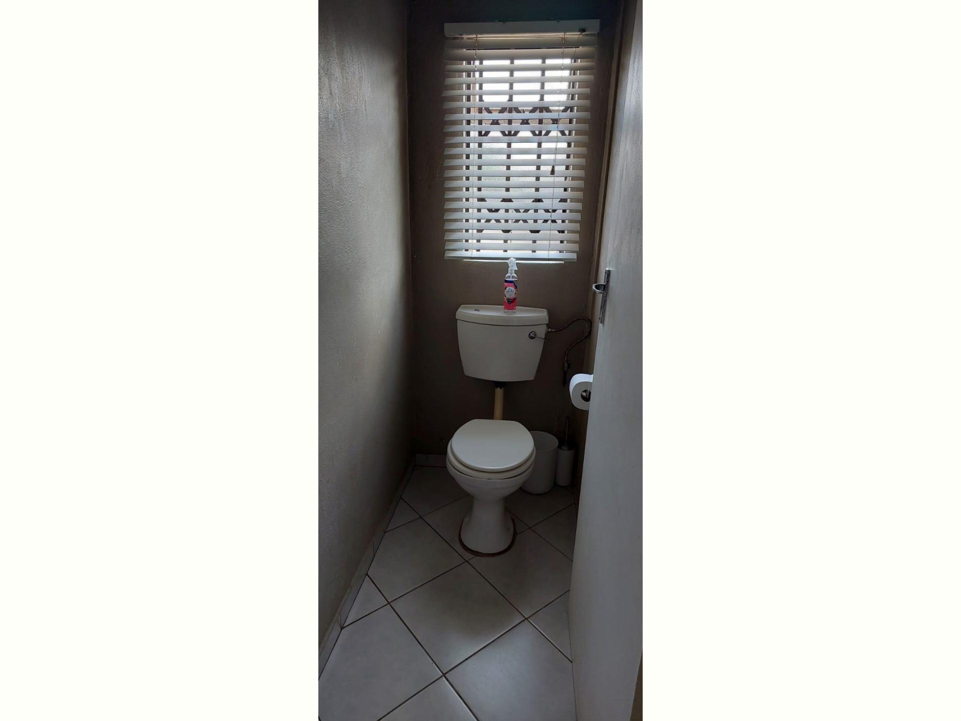  of property in Rosslyn