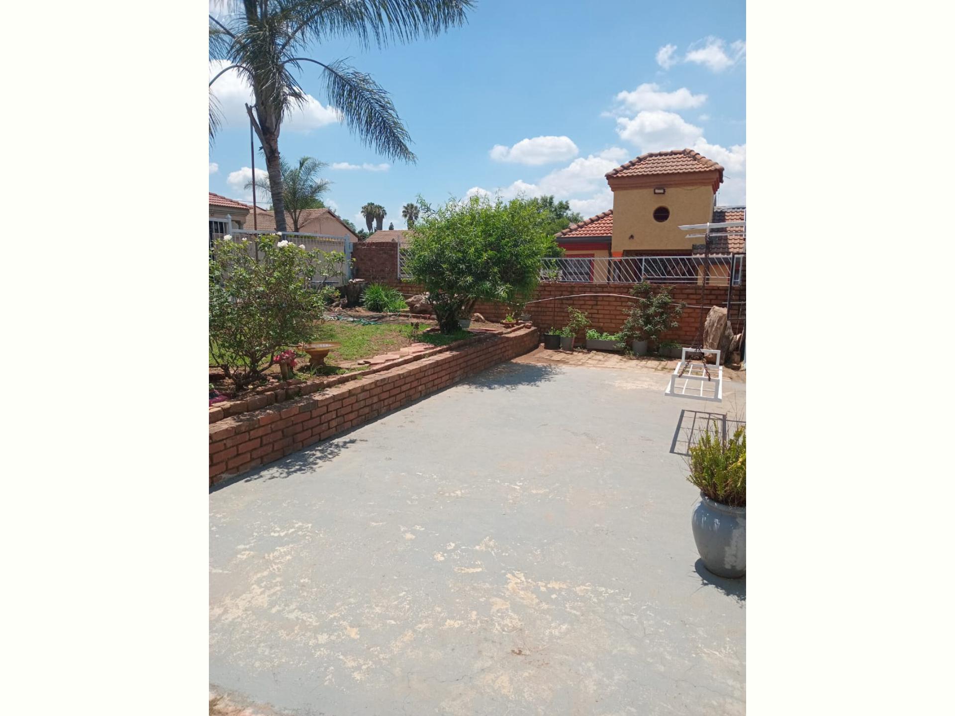  of property in Lotus Gardens