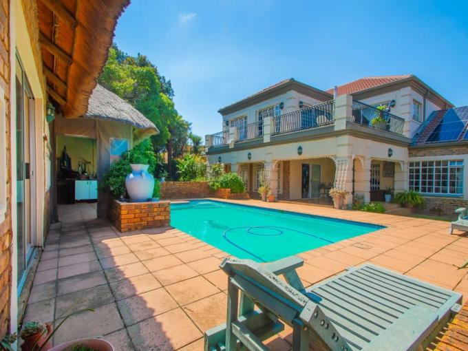 6 Bedroom House for Sale For Sale in Bergbron - MR706447