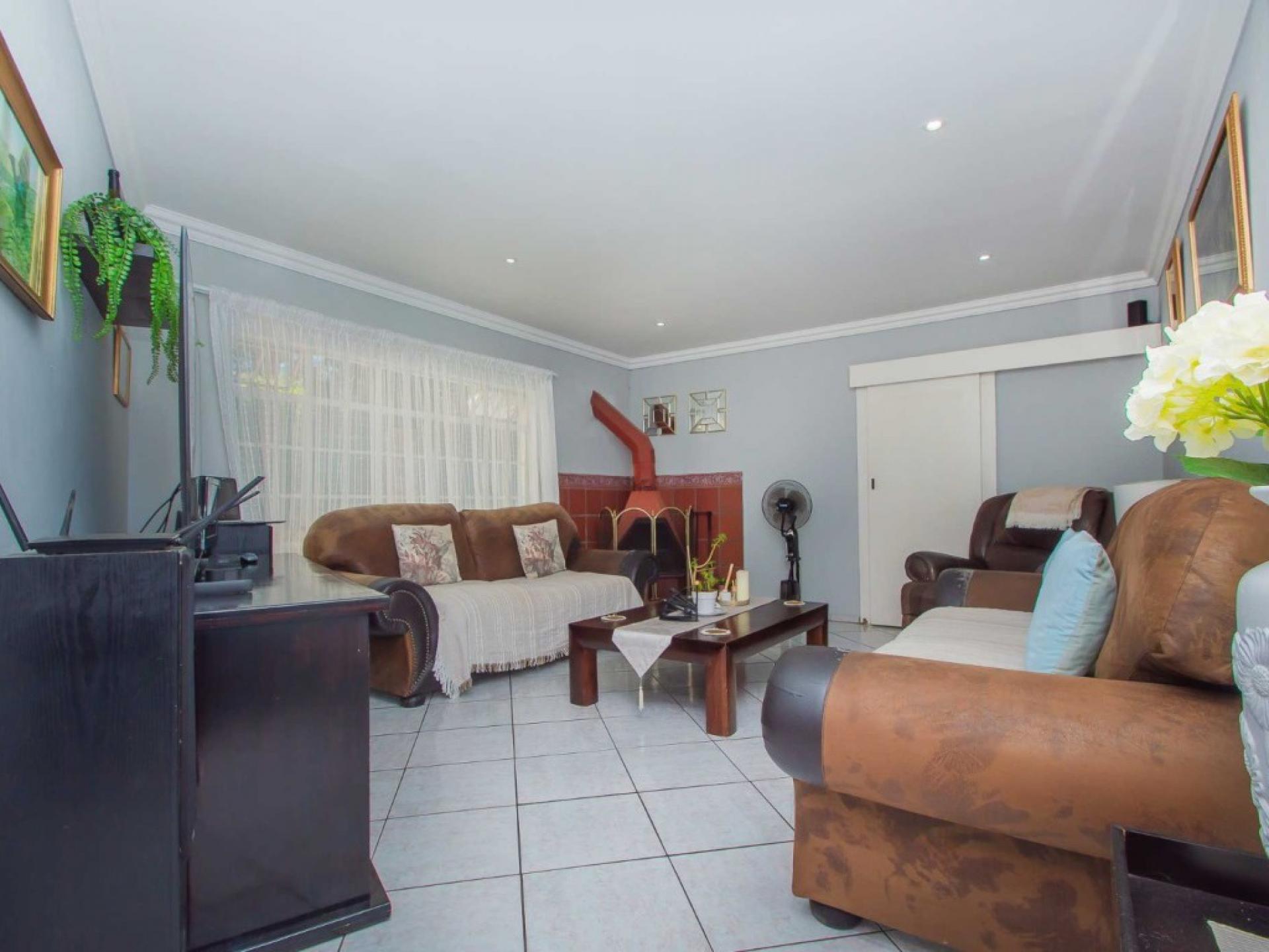  of property in Bergbron