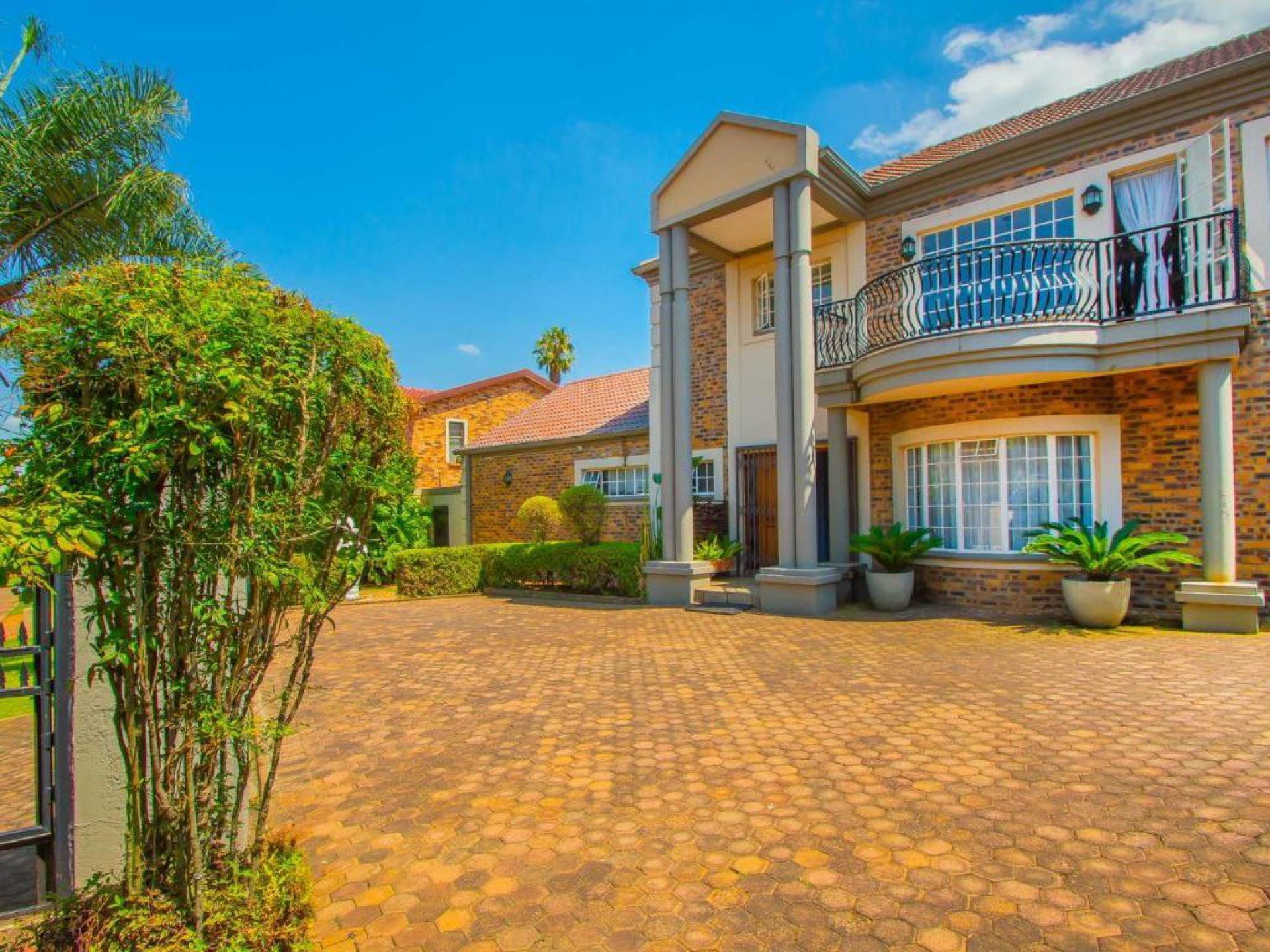  of property in Bergbron