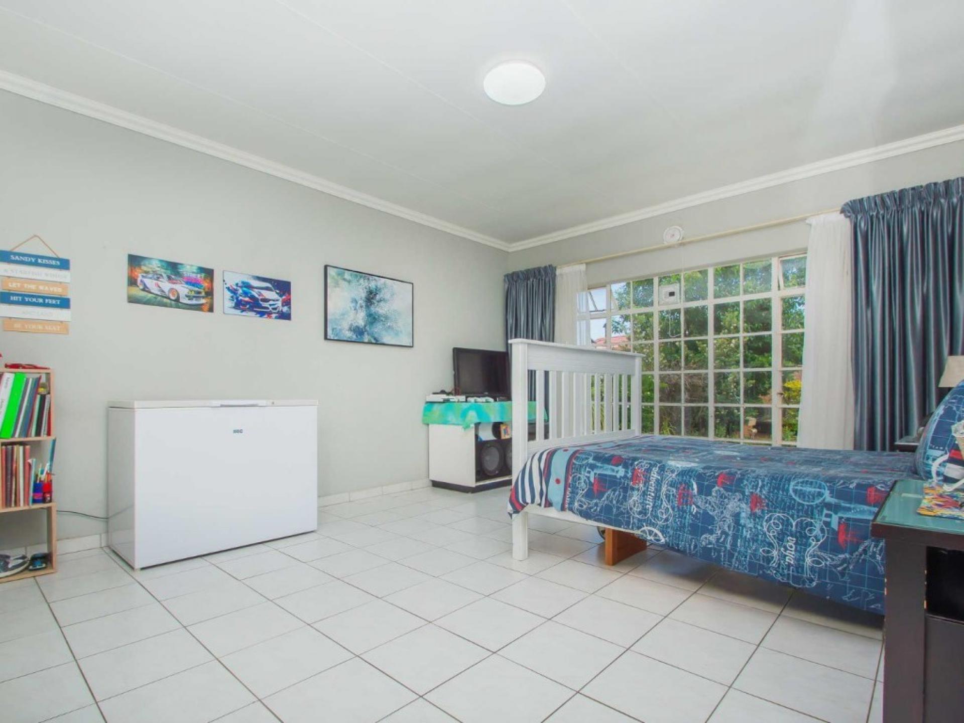  of property in Bergbron