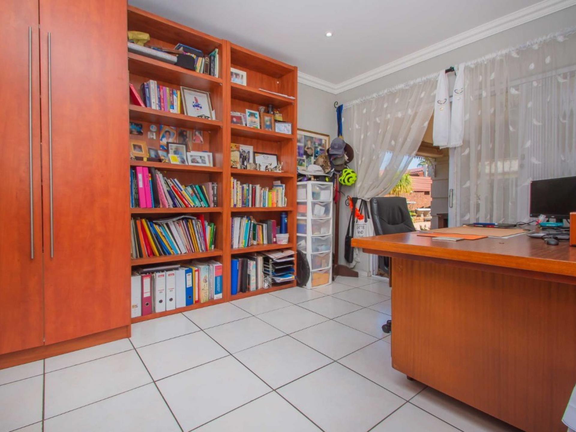  of property in Bergbron