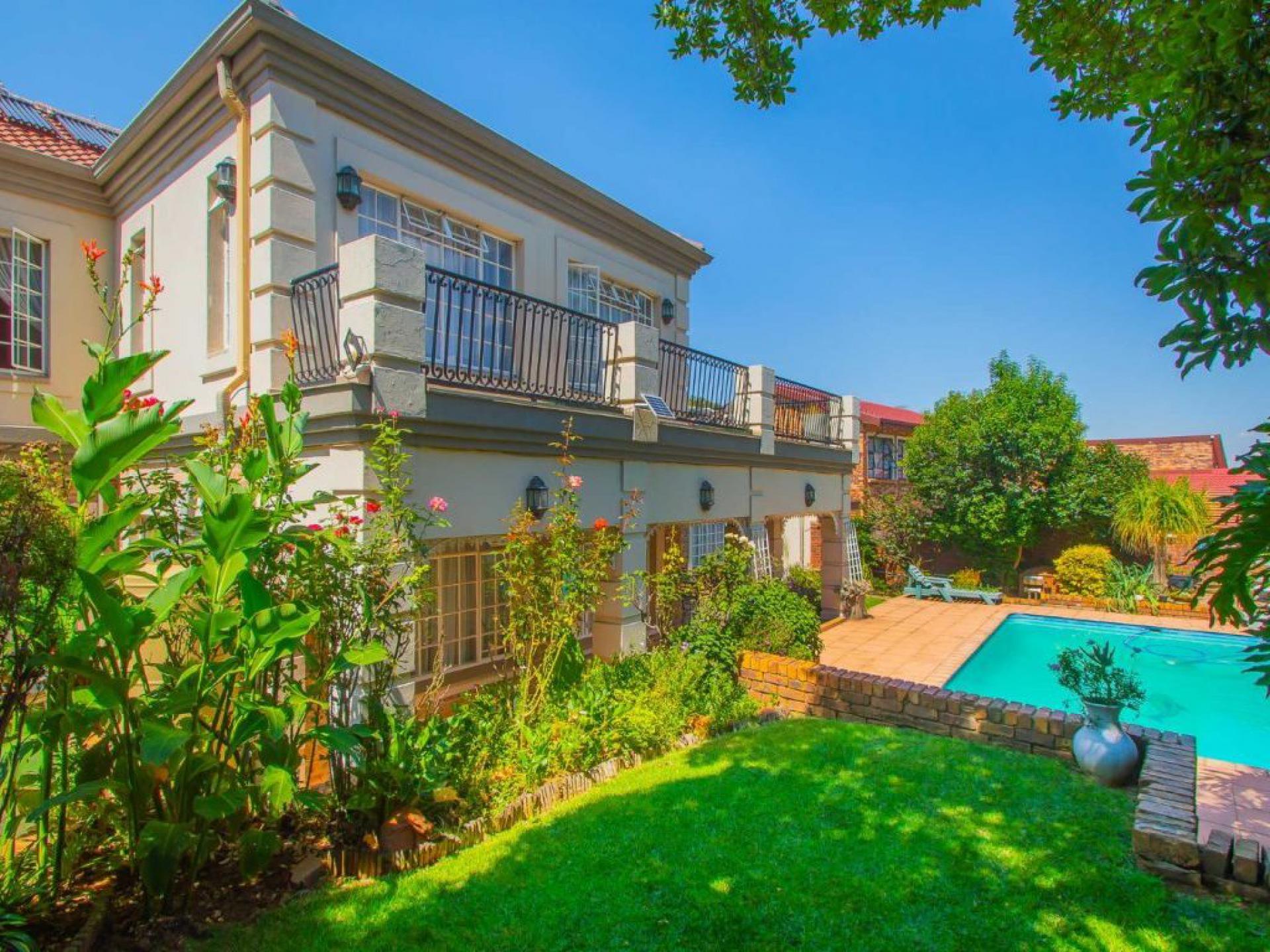  of property in Bergbron