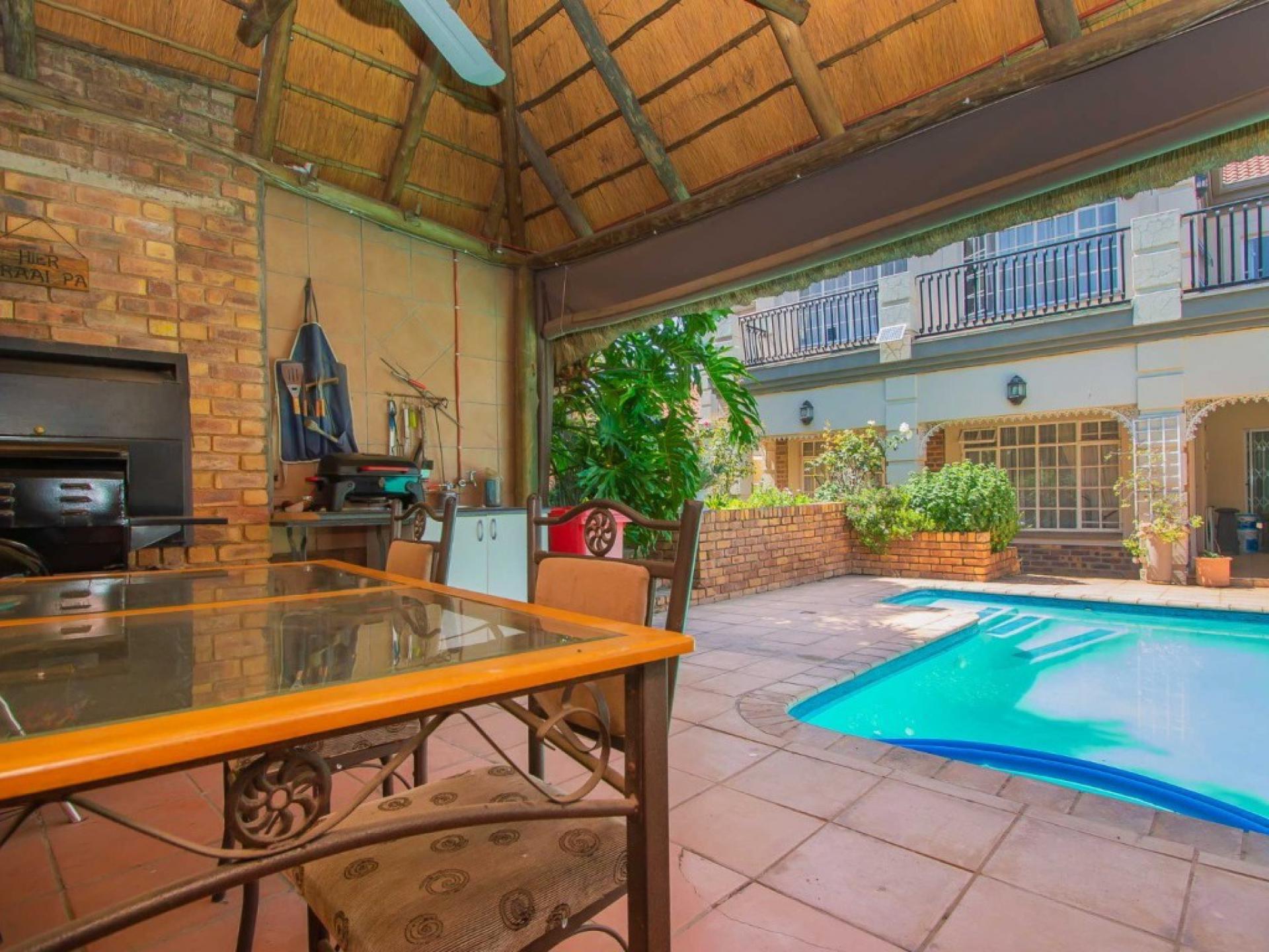  of property in Bergbron