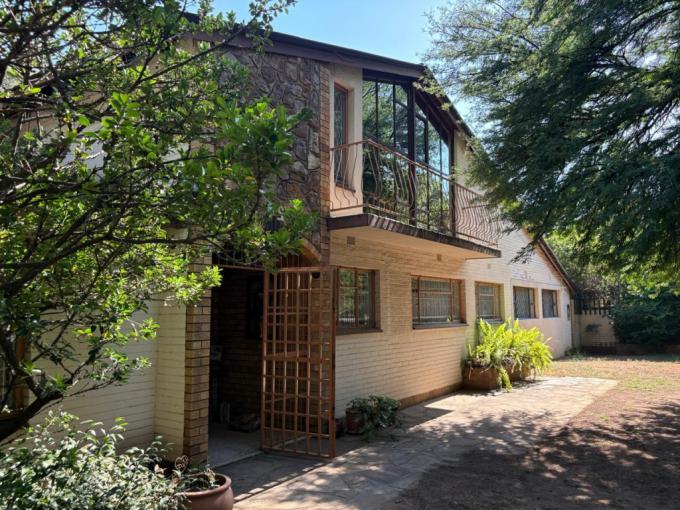 5 Bedroom House for Sale For Sale in Parkhill Gardens - MR706448