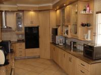  of property in Brackenhurst