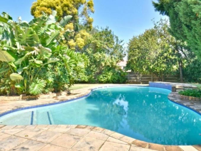 4 Bedroom House for Sale For Sale in Brackenhurst - MR706489