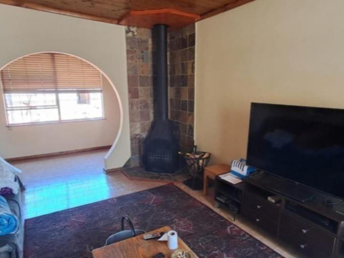 3 Bedroom House for Sale For Sale in Brackenhurst - MR706492