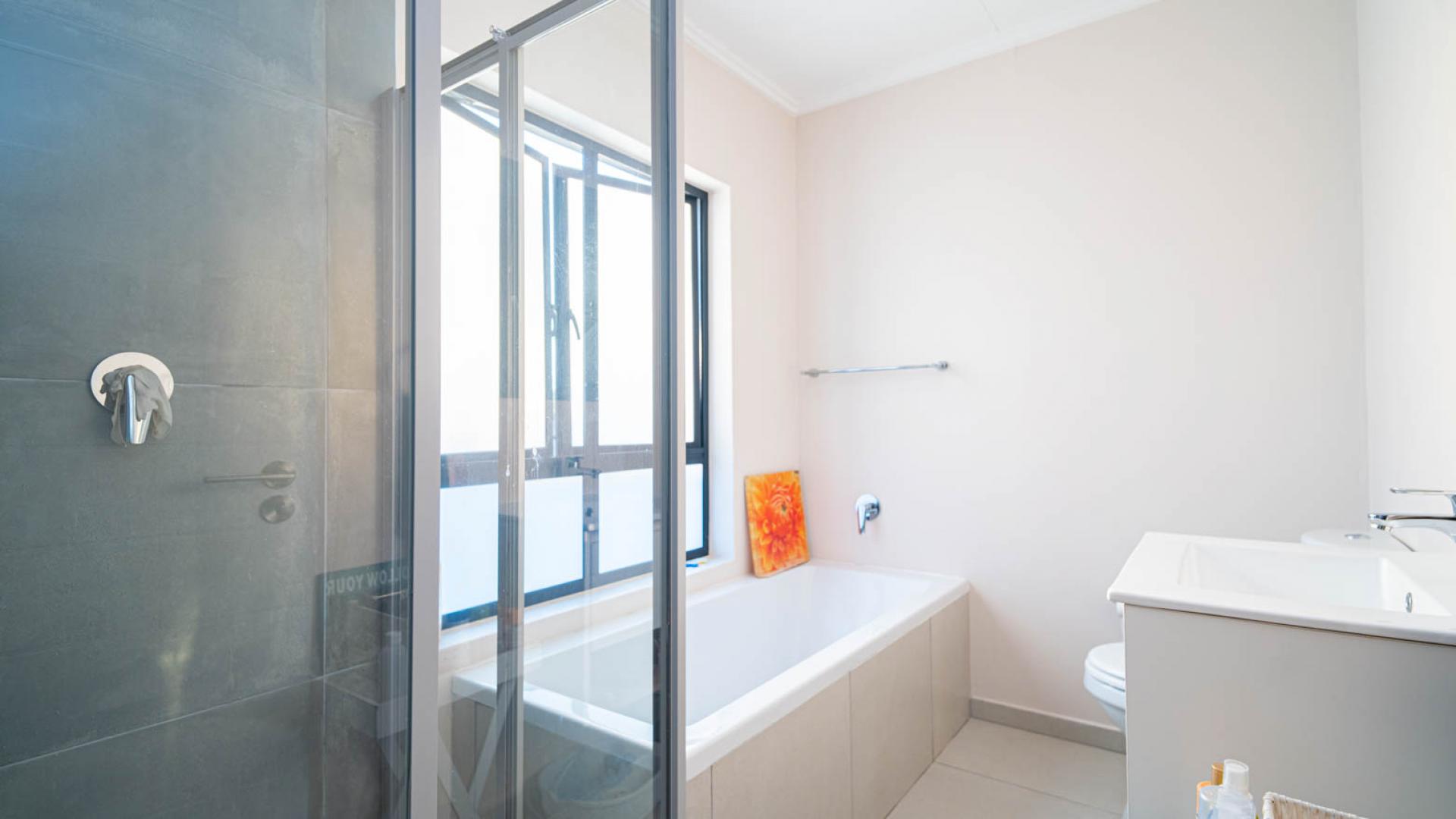 Bathroom 1 of property in Witkoppen