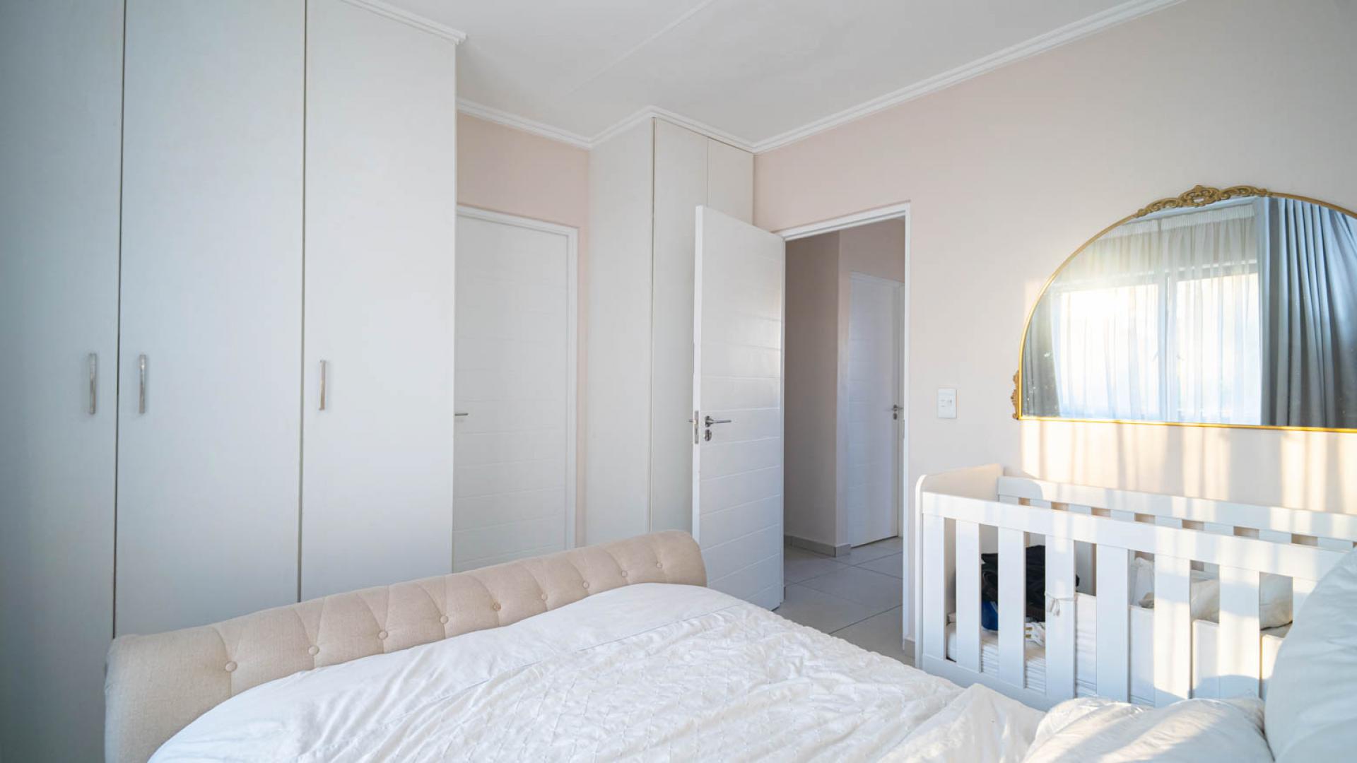 Bed Room 1 of property in Witkoppen