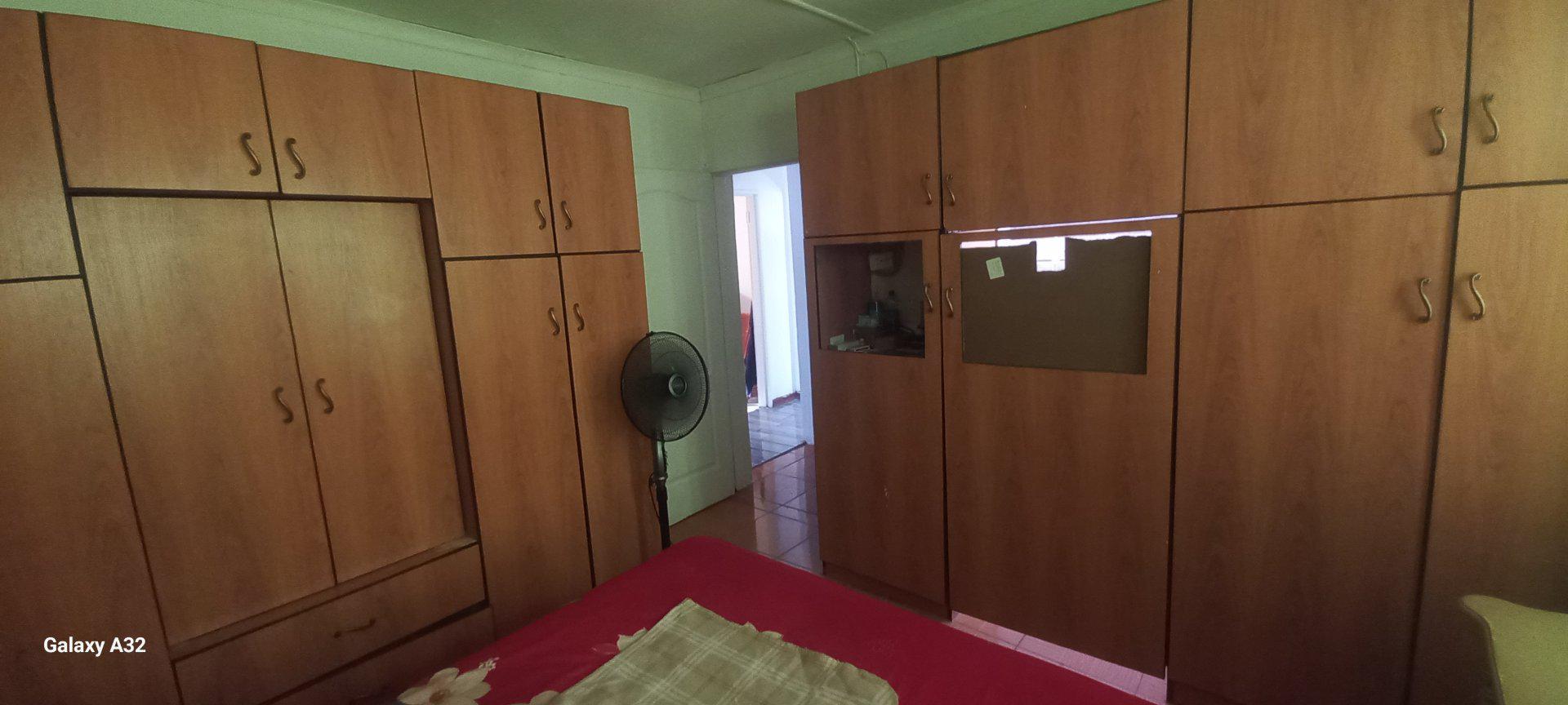  of property in Scenery Park