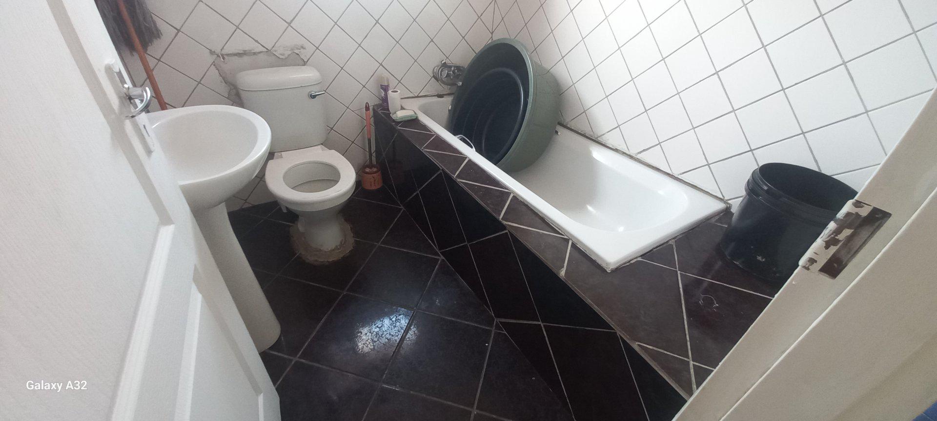  of property in Scenery Park