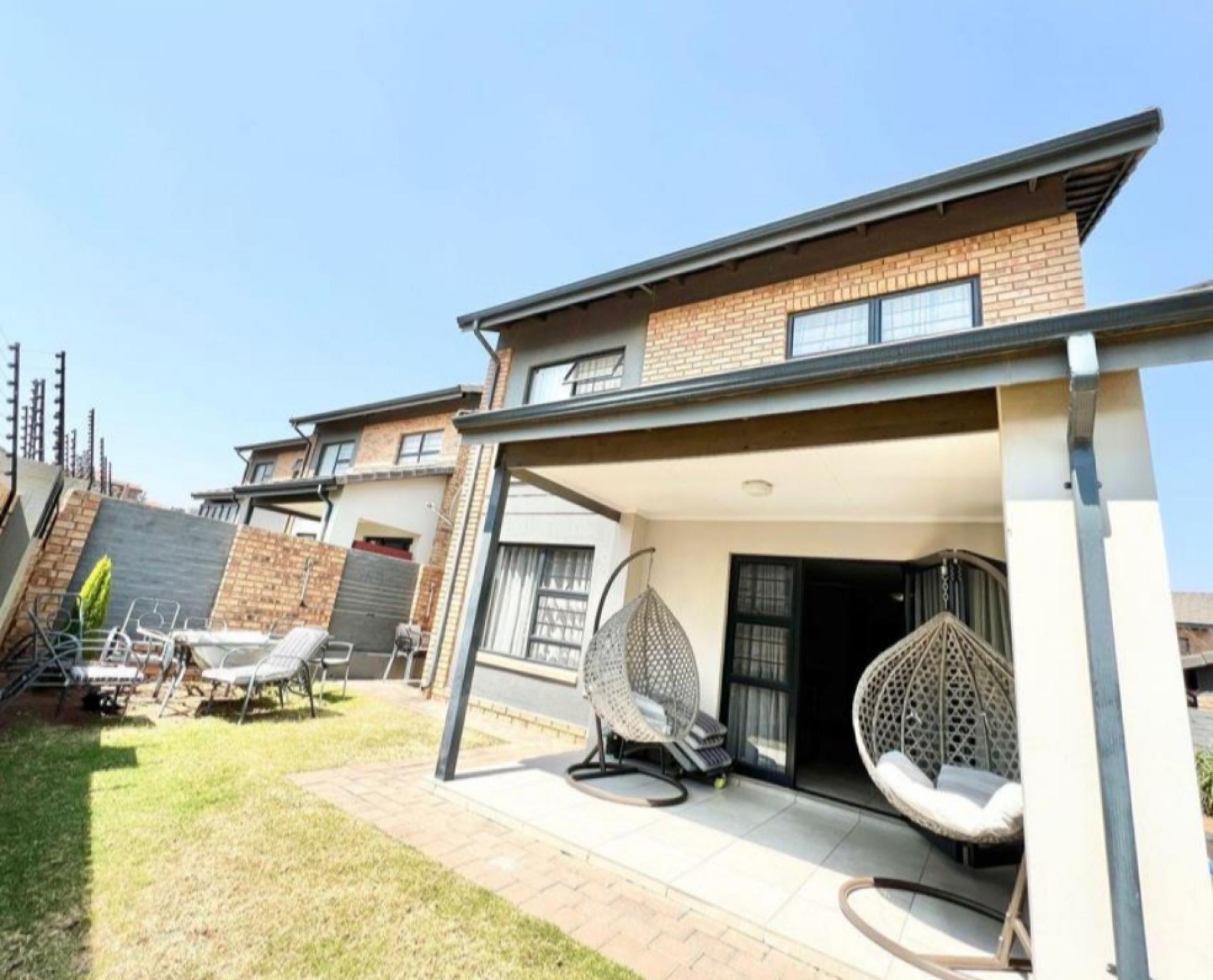  of property in Amberfield