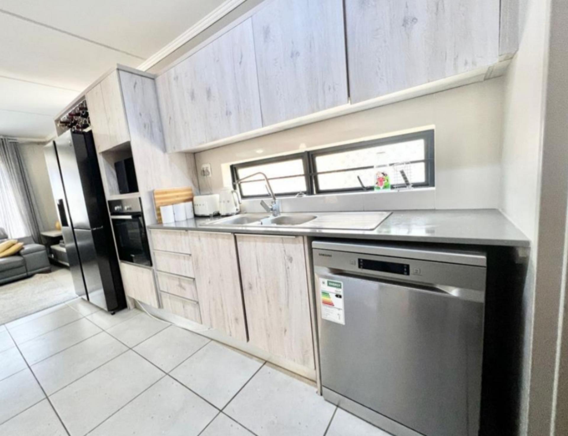  of property in Amberfield