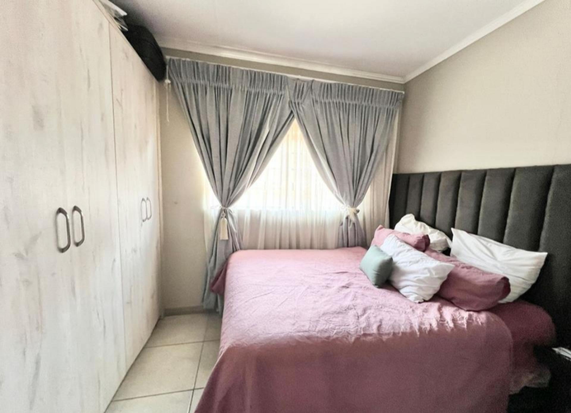  of property in Amberfield