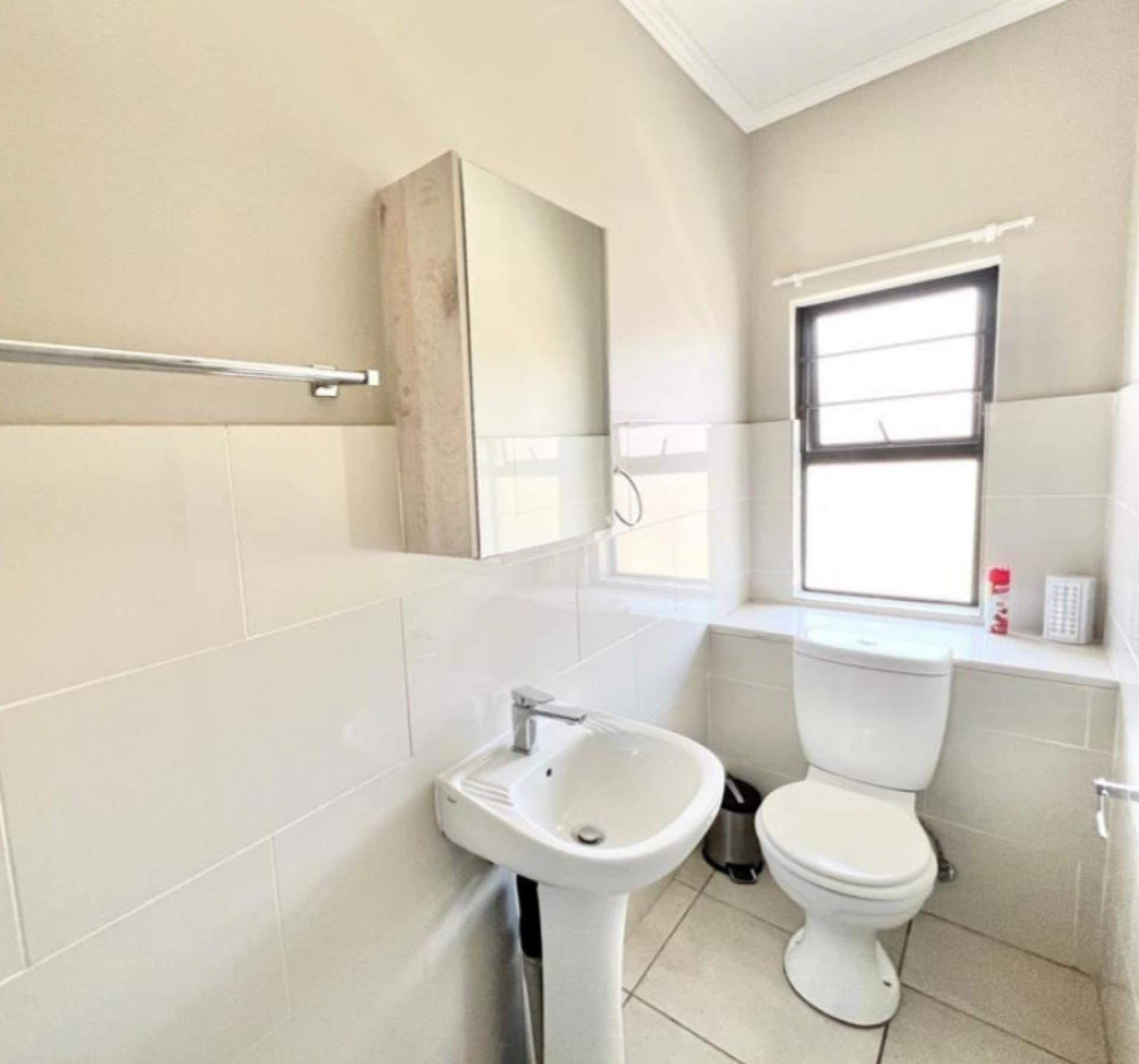  of property in Amberfield