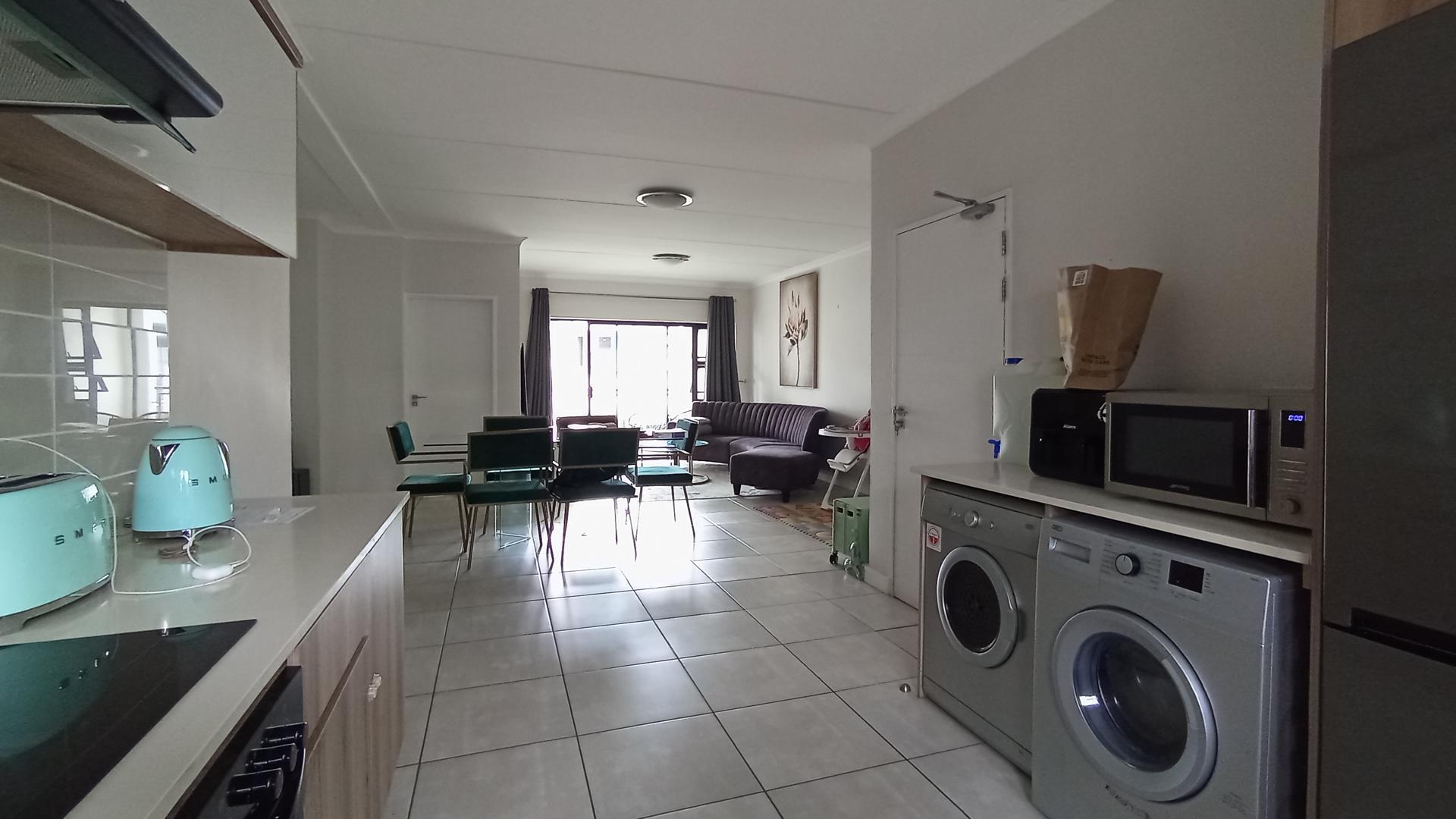 Kitchen - 13 square meters of property in Zwartkoppies