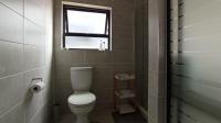 Main Bathroom - 4 square meters of property in Zwartkoppies