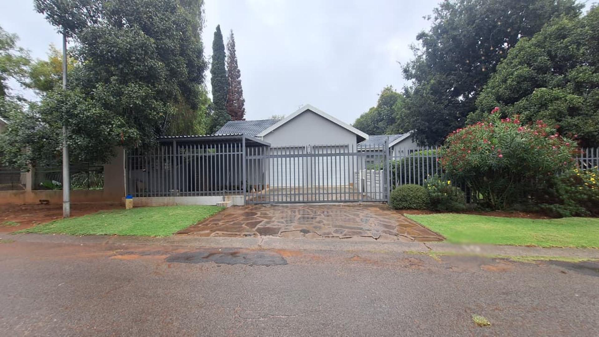 Front View of property in Rynfield