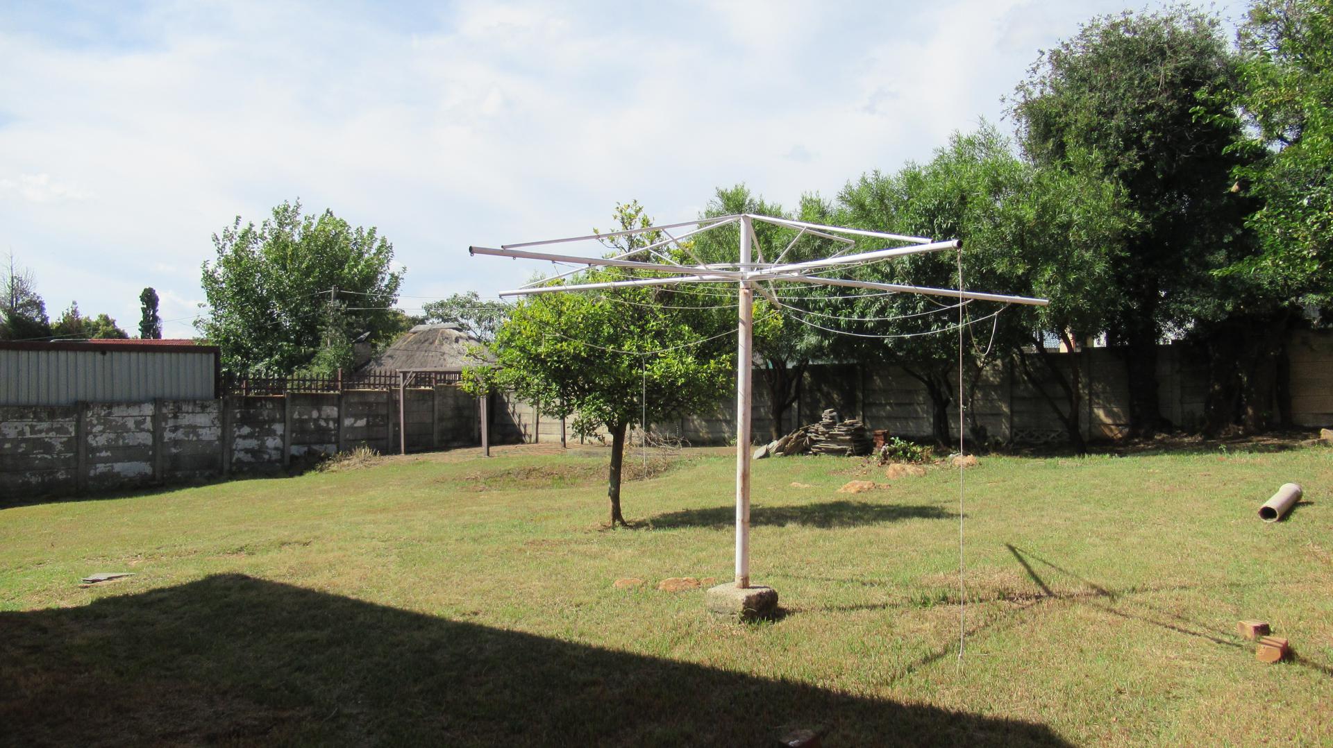 Backyard of property in Mindalore