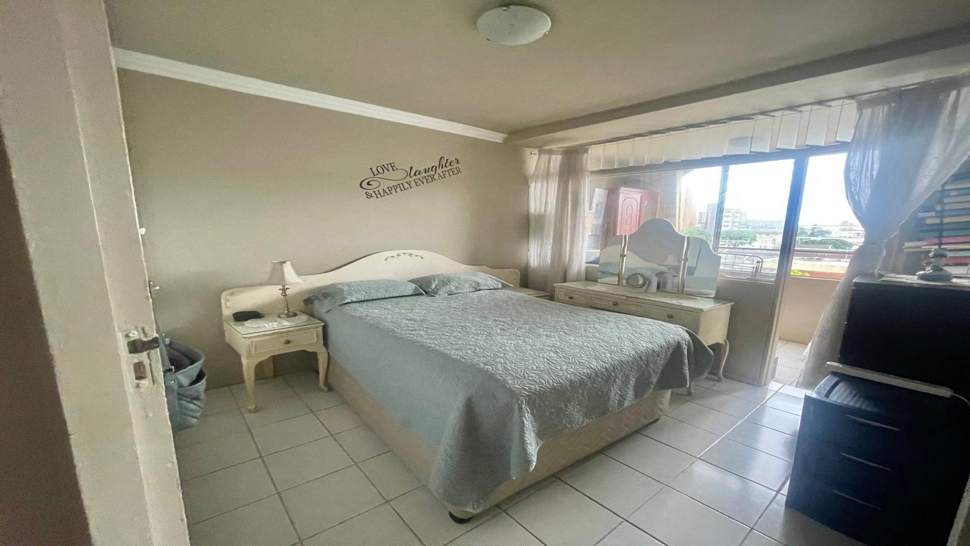 Bed Room 1 of property in Sydenham  - DBN