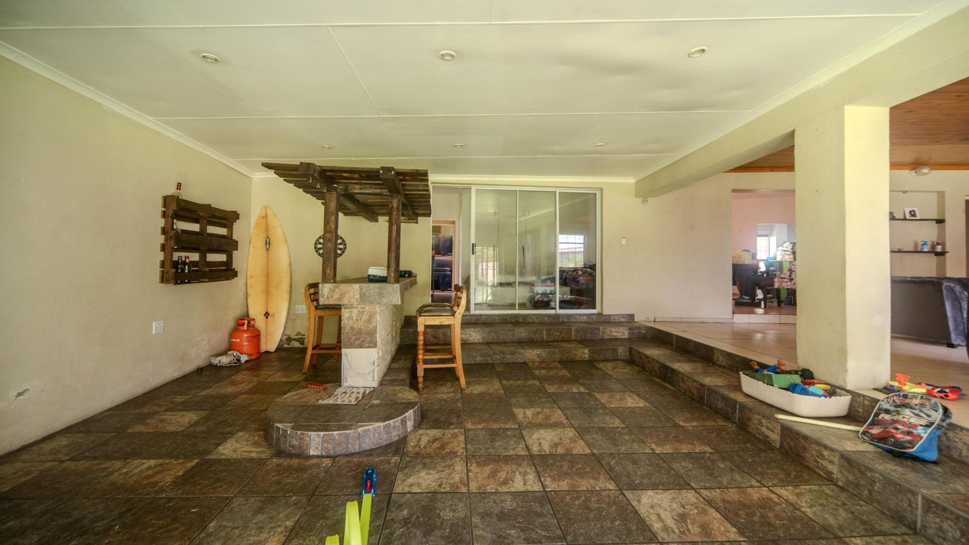 Entertainment of property in Meyerville