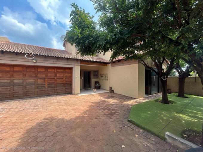 3 Bedroom House for Sale For Sale in Safarituine - MR706565