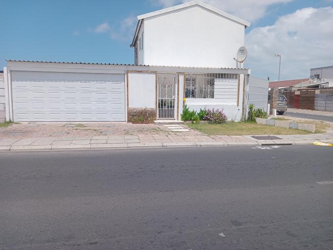 2 Bedroom House for Sale For Sale in Pelikan Park - MR706573