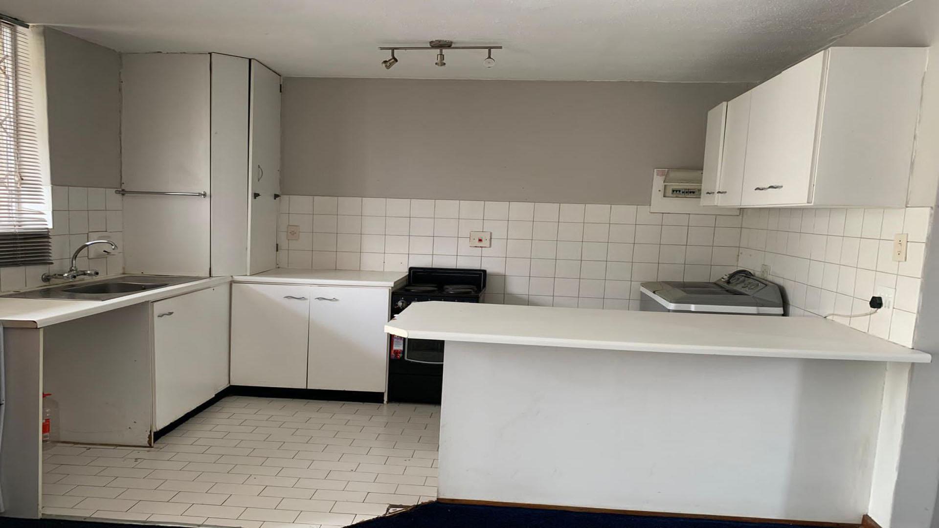 Kitchen of property in Sunnyside