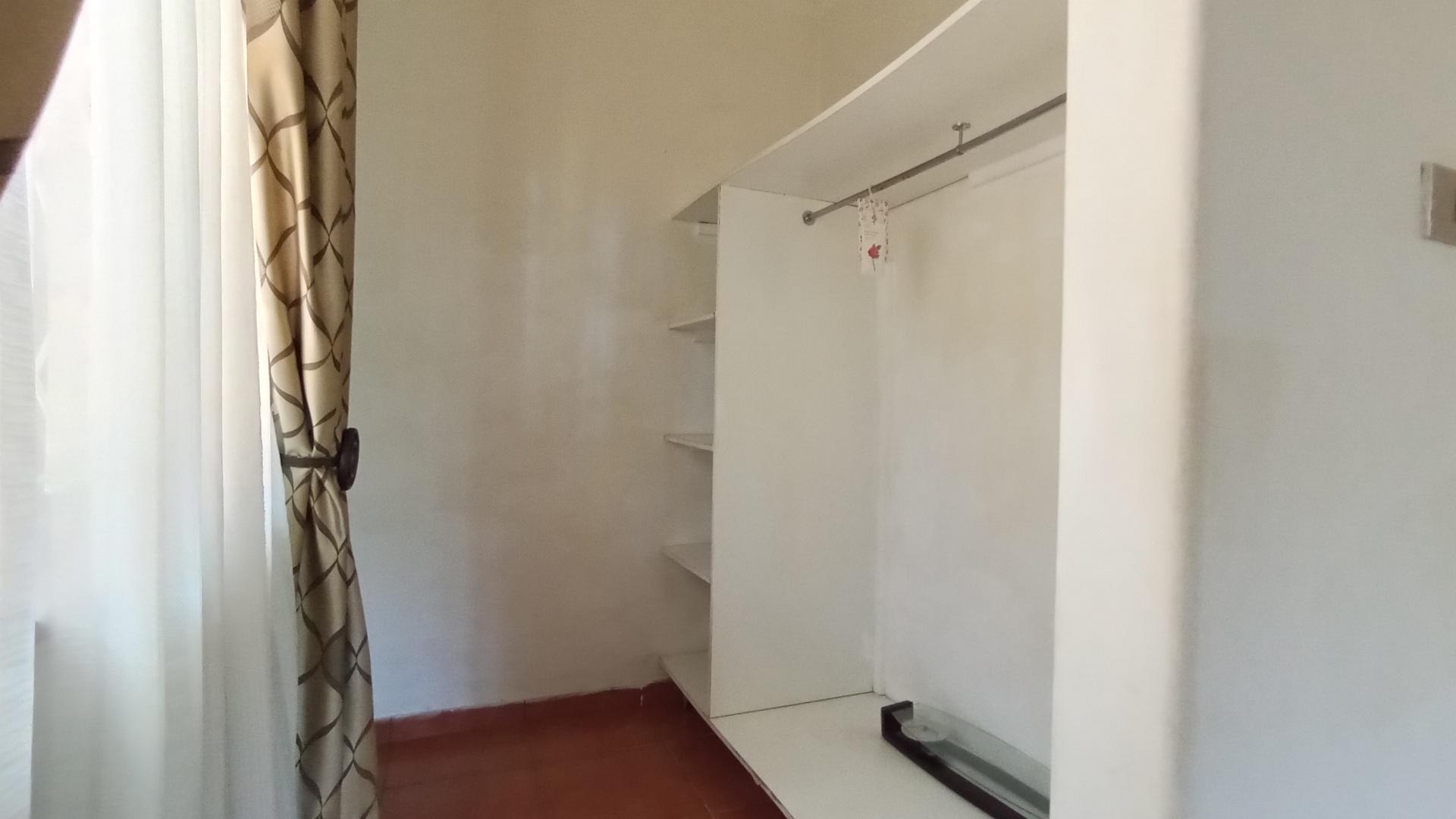 Spaces - 23 square meters of property in Berea West 