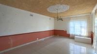 Lounges - 30 square meters of property in Berea West 