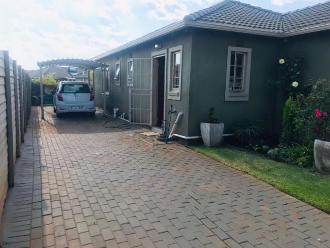 4 Bedroom House for Sale For Sale in Alberton - MR706603