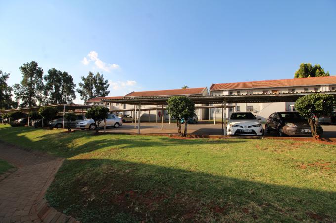 3 Bedroom Apartment for Sale For Sale in Die Hoewes - MR706609