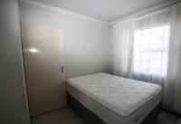  of property in Die Hoewes