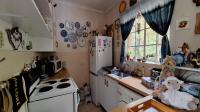 Kitchen - 24 square meters of property in Weltevreden Park