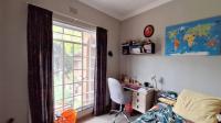 Bed Room 2 - 10 square meters of property in Weltevreden Park