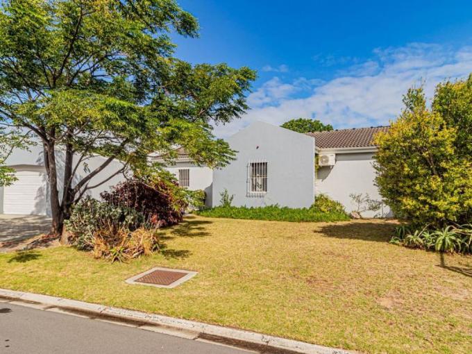 4 Bedroom House for Sale For Sale in Edgemead - MR706637