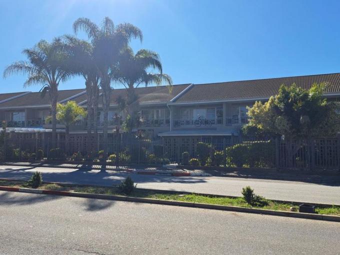 3 Bedroom Apartment to Rent in Oudtshoorn - Property to rent - MR706643