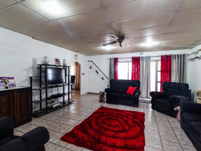 4 Bedroom House for Sale For Sale in Elsburg - MR706680