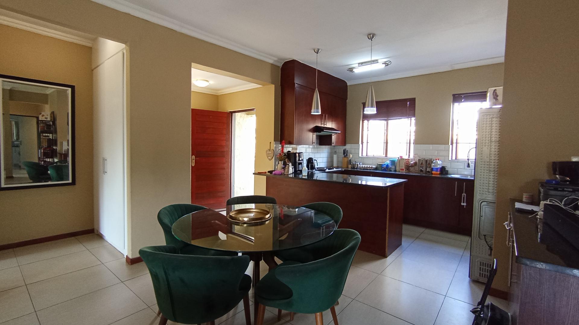 Dining Room of property in Equestria